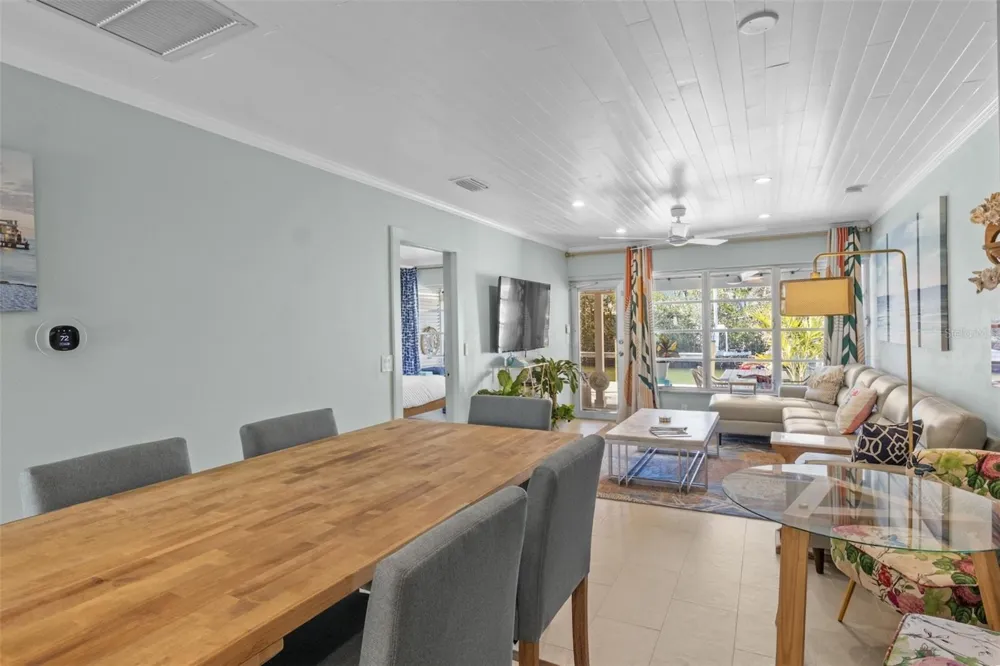 26 SEASIDE COURT Holmes Beach, FL 34217
