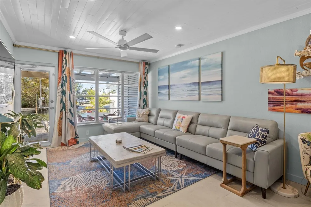 26 SEASIDE COURT Holmes Beach, FL 34217