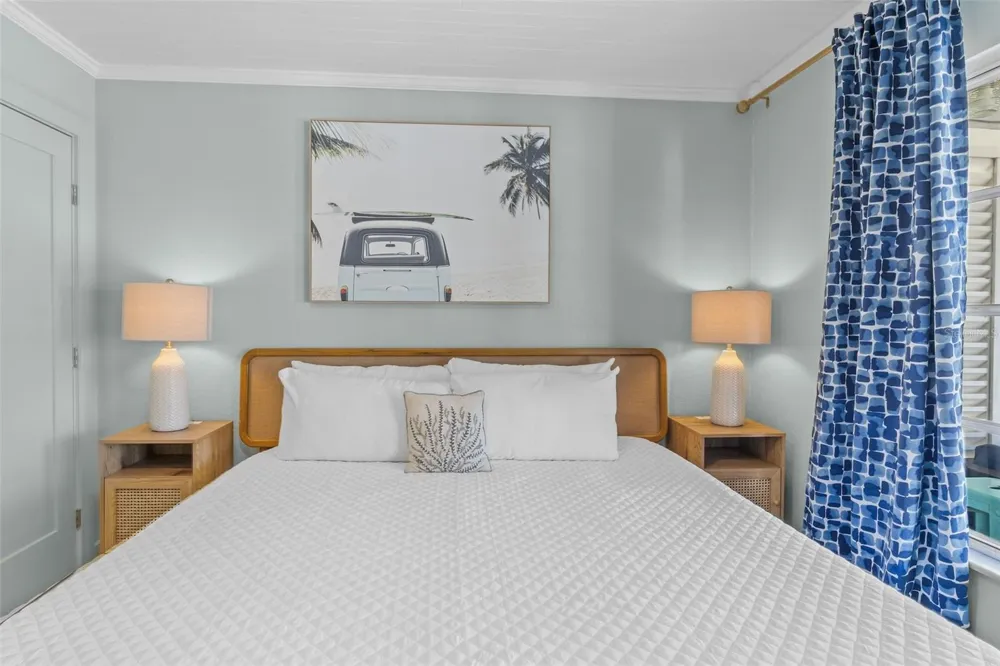 26 SEASIDE COURT Holmes Beach, FL 34217