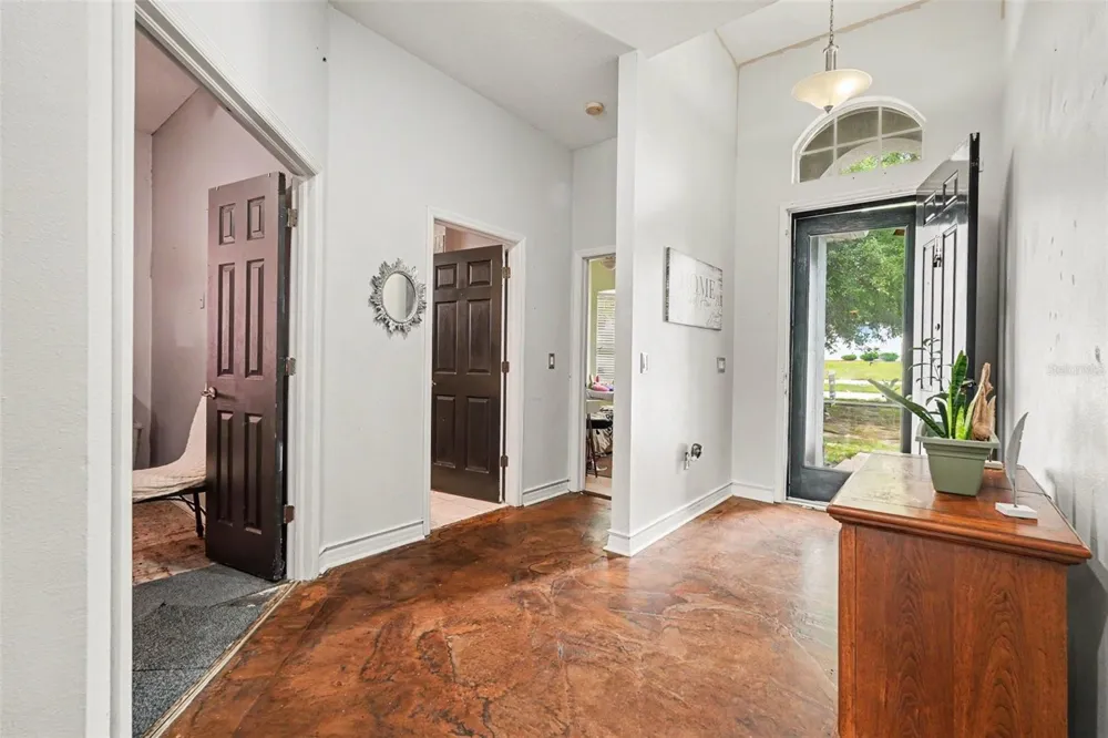 37110 HIGHLAND BLUFF CIRCLE Dade City, FL 33523