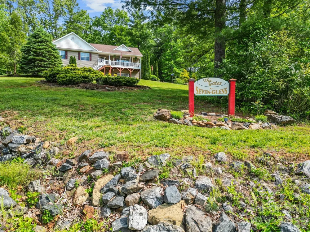 138 Whitfield Lane Weaverville, NC 28787