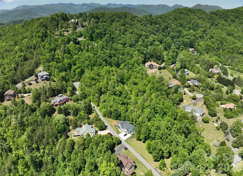 138 Whitfield Lane Weaverville, NC 28787