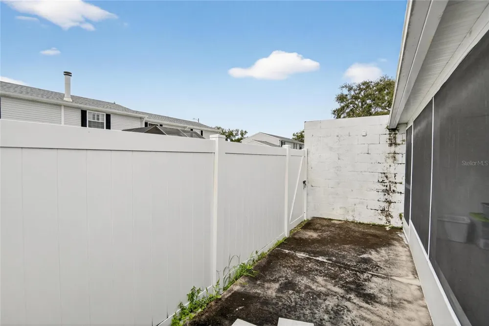 11920 DIETZ DRIVE #11920 Tampa, FL 33626