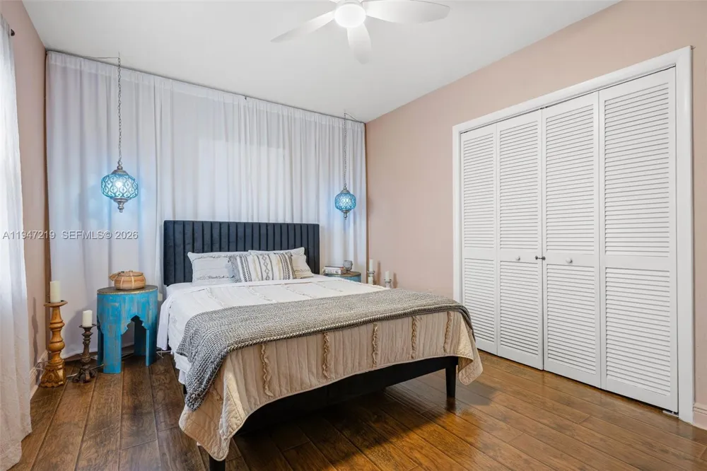 550 Cardinal St Miami Springs, FL 33166