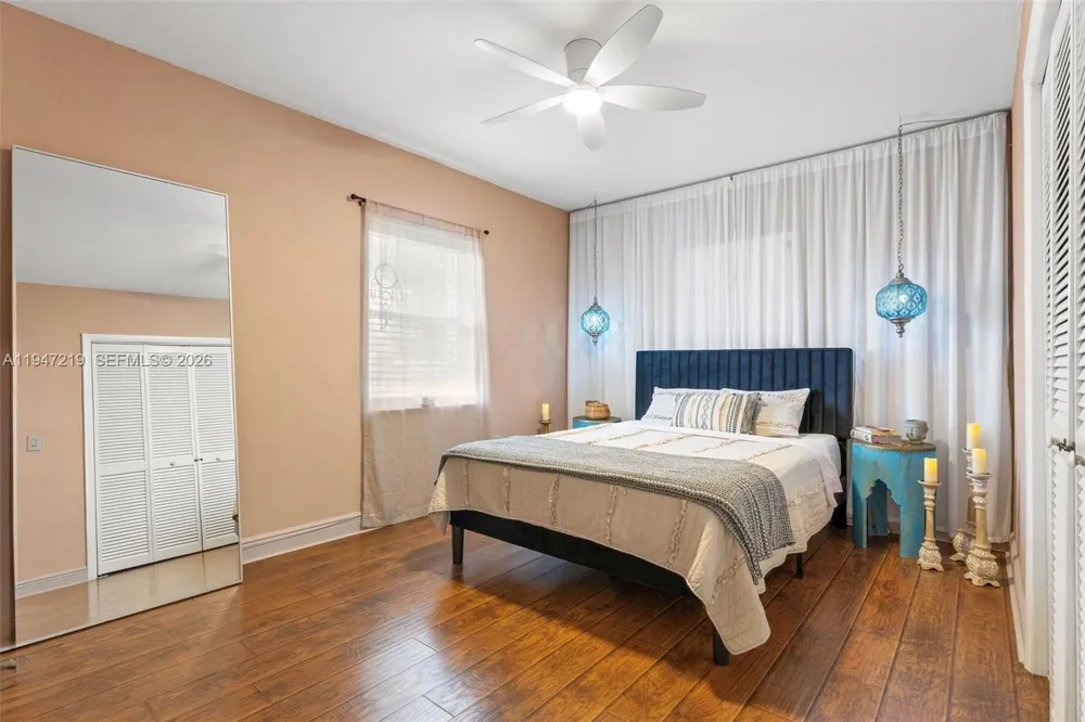 550 Cardinal St Miami Springs, FL 33166