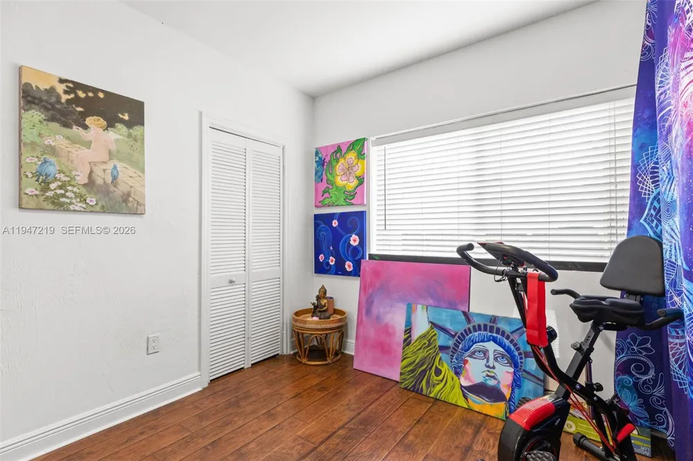 550 Cardinal St Miami Springs, FL 33166