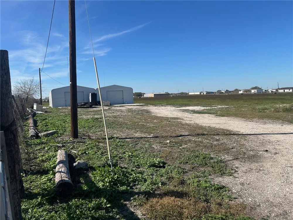 2220 Fm 2444 Corpus Christi, TX 78415