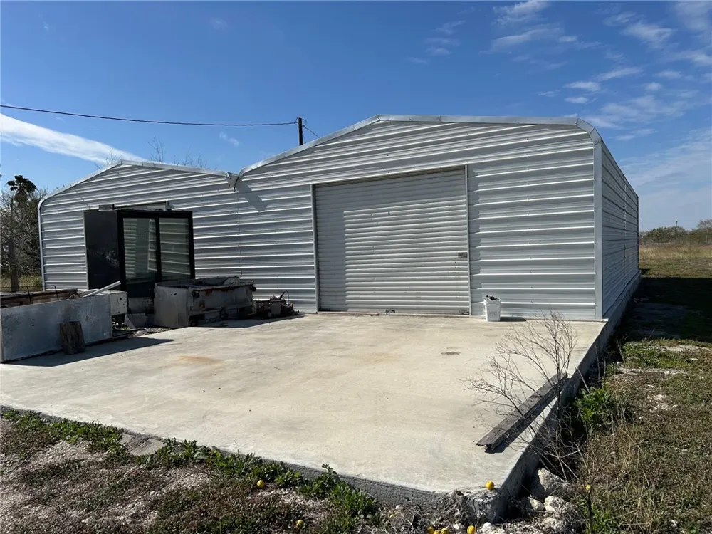 2220 Fm 2444 Corpus Christi, TX 78415