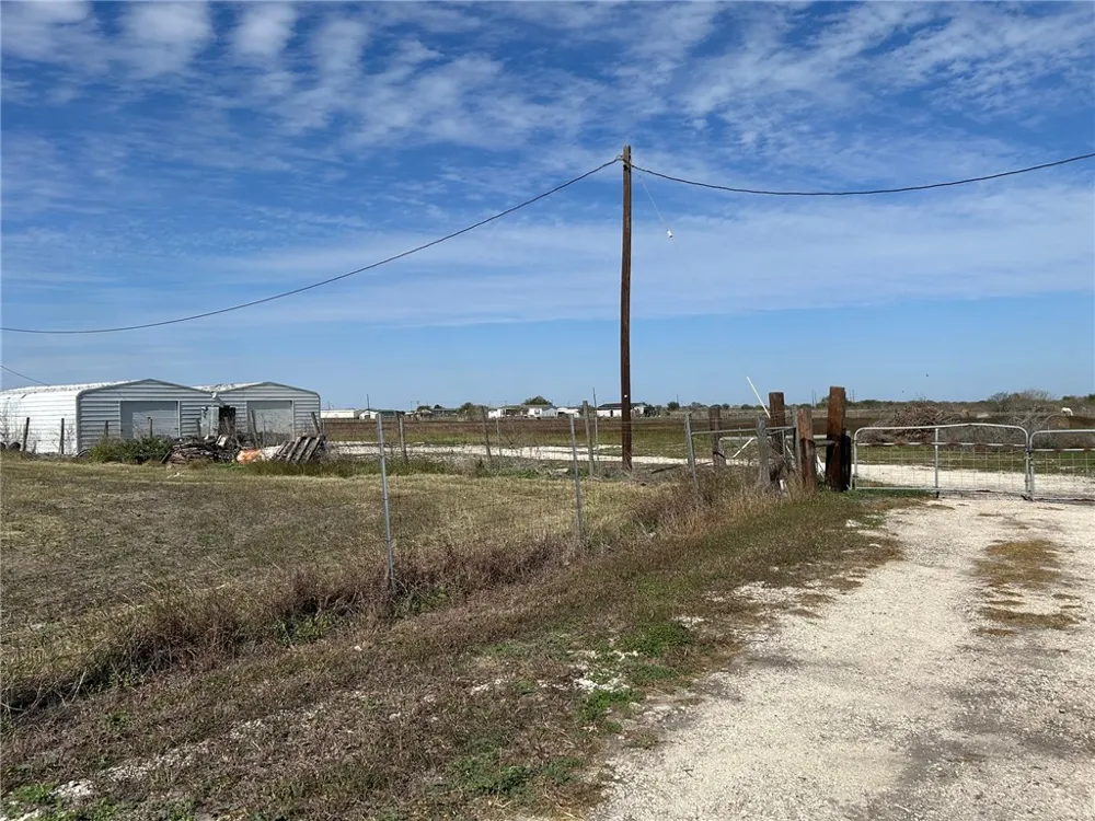 2220 Fm 2444 Corpus Christi, TX 78415
