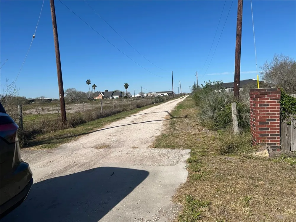 2220 Fm 2444 Corpus Christi, TX 78415