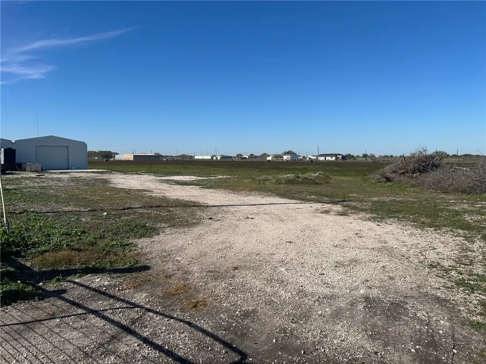 2220 Fm 2444 Corpus Christi, TX 78415