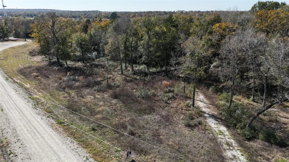34 Cr 389 Jewett, TX 75846