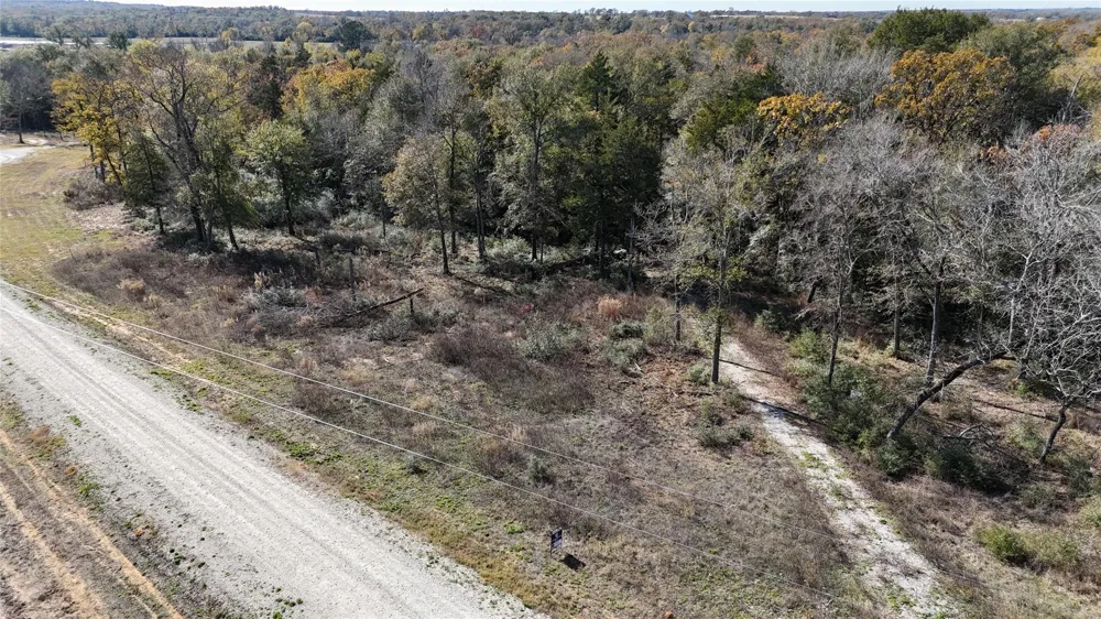 34 Cr 389 Jewett, TX 75846