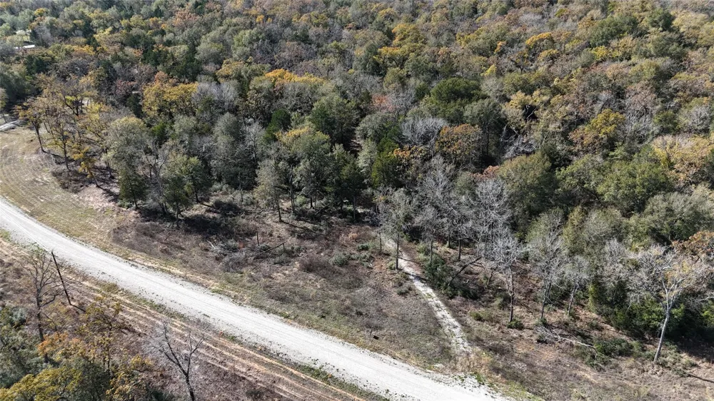 34 Cr 389 Jewett, TX 75846