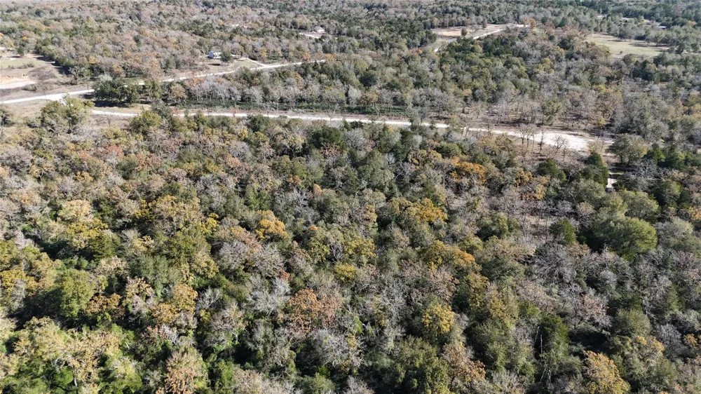 34 Cr 389 Jewett, TX 75846