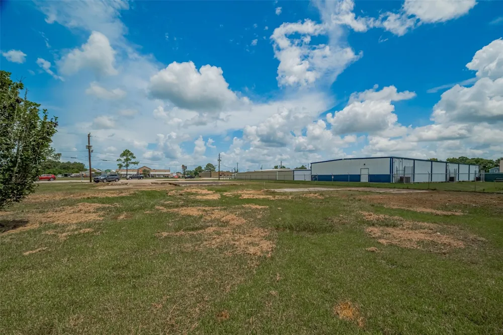 13449 Fm 1764 Road Santa Fe, TX 77510