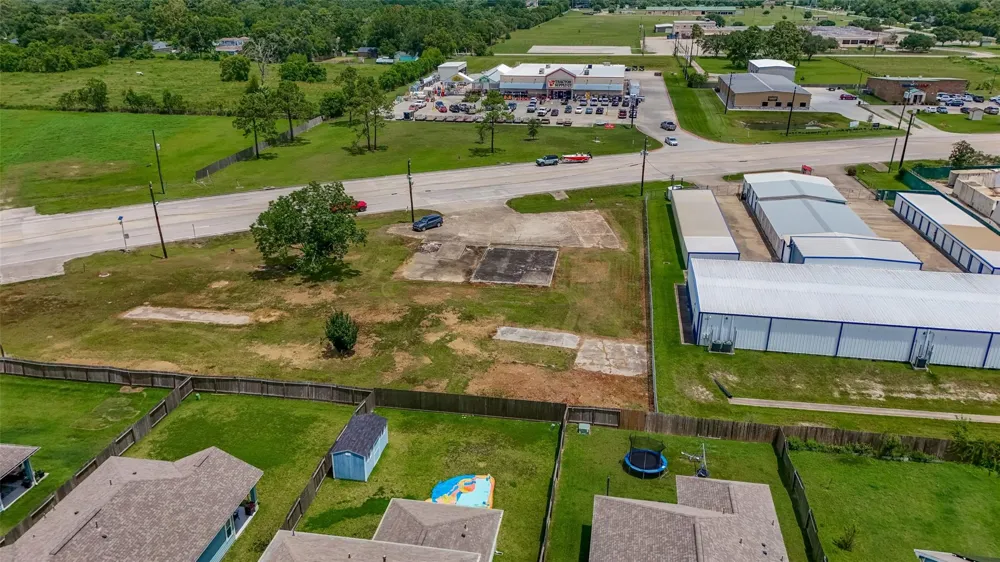 13449 Fm 1764 Road Santa Fe, TX 77510