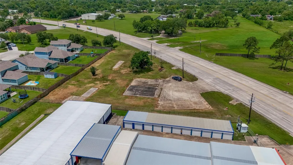 13449 Fm 1764 Road Santa Fe, TX 77510