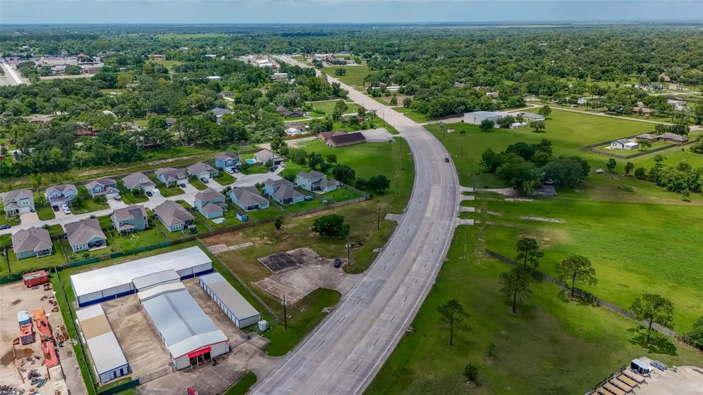 13449 Fm 1764 Road Santa Fe, TX 77510