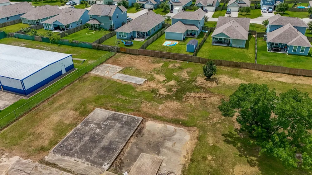 13449 Fm 1764 Road Santa Fe, TX 77510