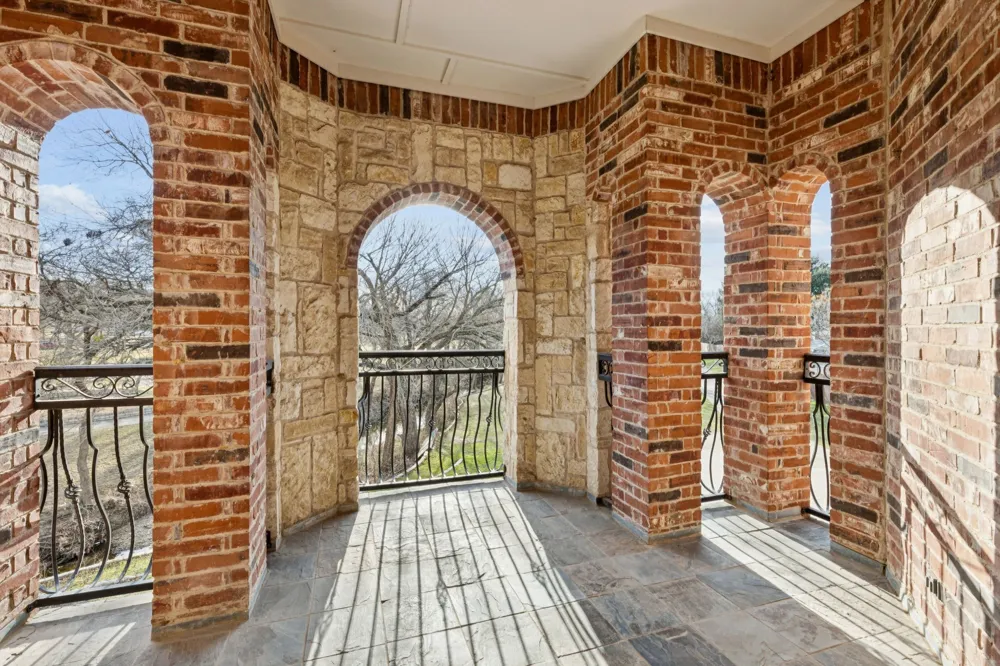 469 Apache Trail Keller, TX 76248