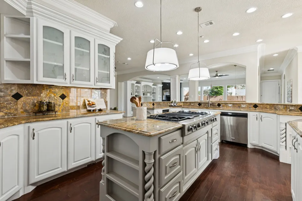 469 Apache Trail Keller, TX 76248