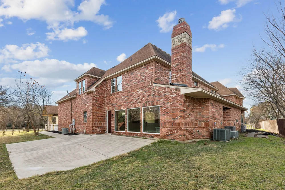 469 Apache Trail Keller, TX 76248