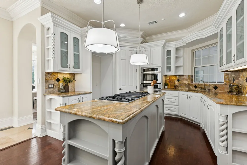 469 Apache Trail Keller, TX 76248