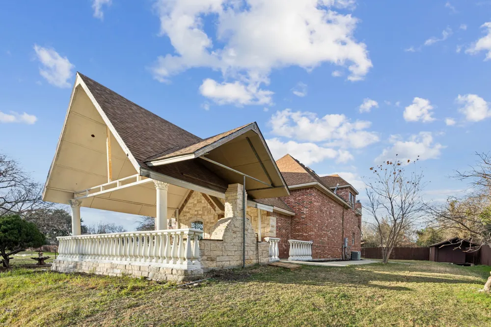 469 Apache Trail Keller, TX 76248