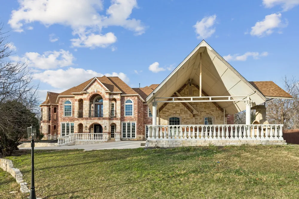 469 Apache Trail Keller, TX 76248