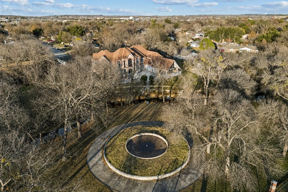 469 Apache Trail Keller, TX 76248
