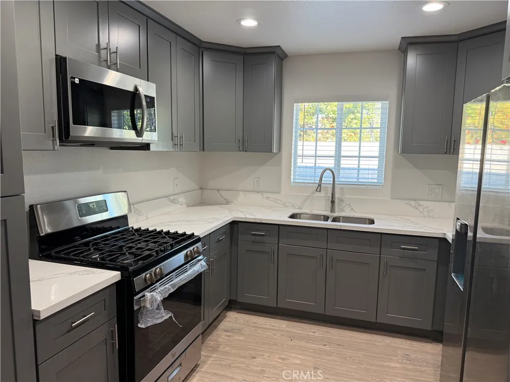 7336 Cleon Sun Valley, CA 91352
