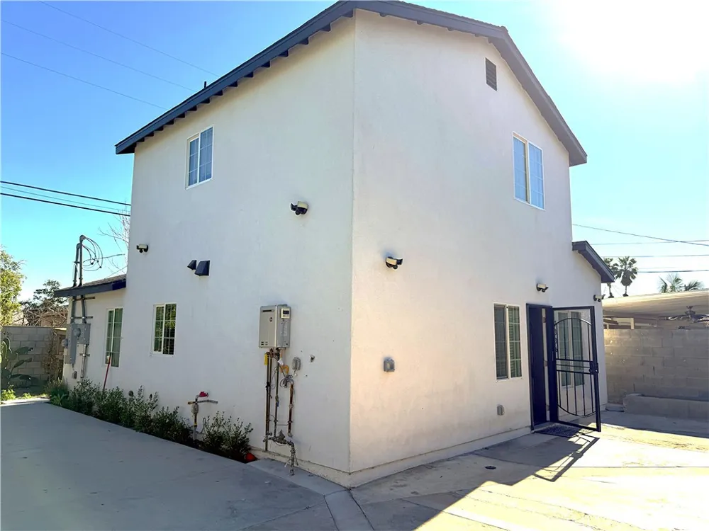 7336 Cleon Sun Valley, CA 91352