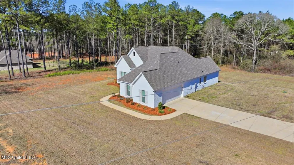 119 Ashwood Lane Mendenhall, MS 39114