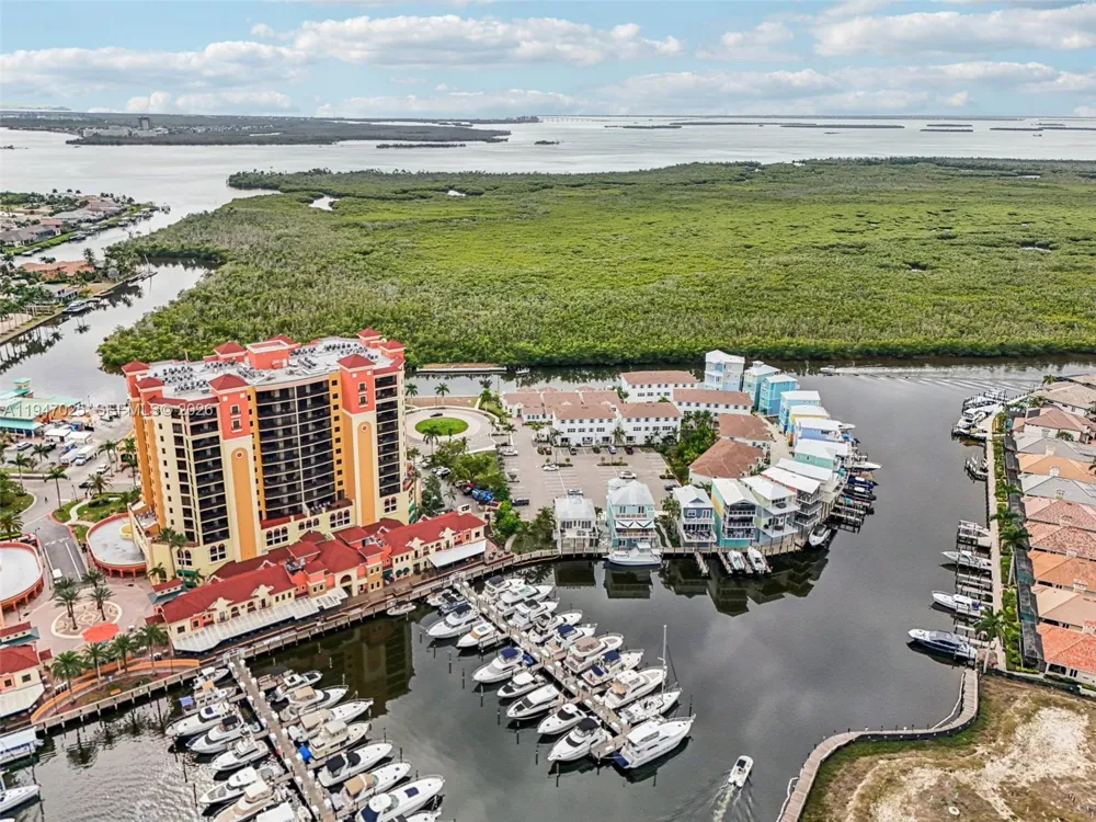 5781 CAPE HARBOUR DR #903 Cape Coral, FL 33914
