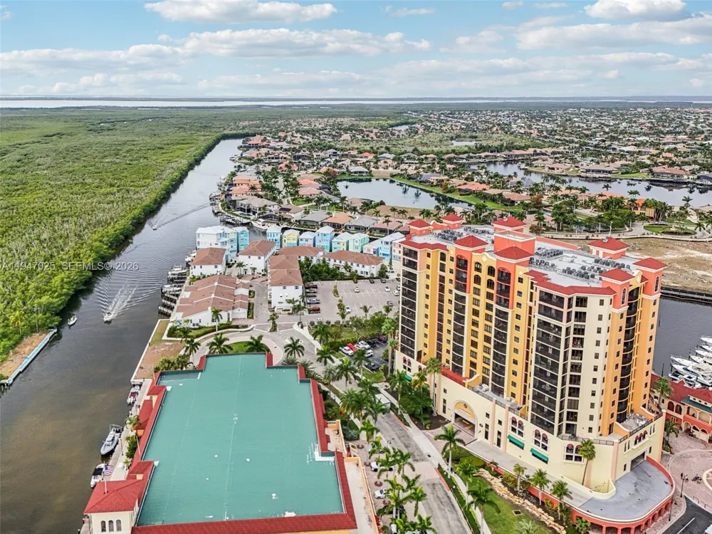 5781 CAPE HARBOUR DR #903 Cape Coral, FL 33914