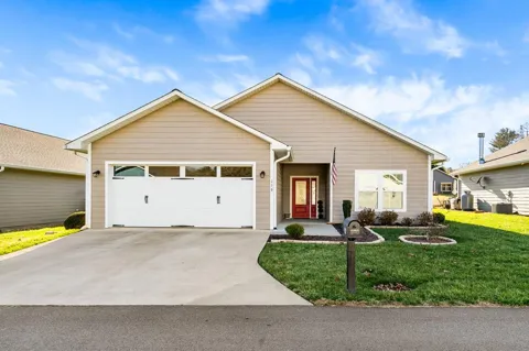 116 Riverwalk Circle