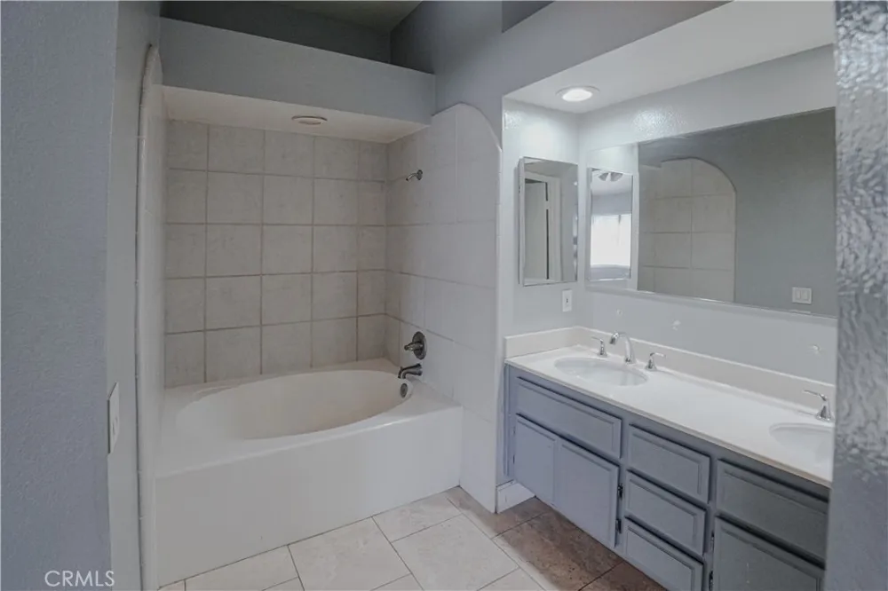 3718 Strawberry Creek Way Ontario, CA 91761