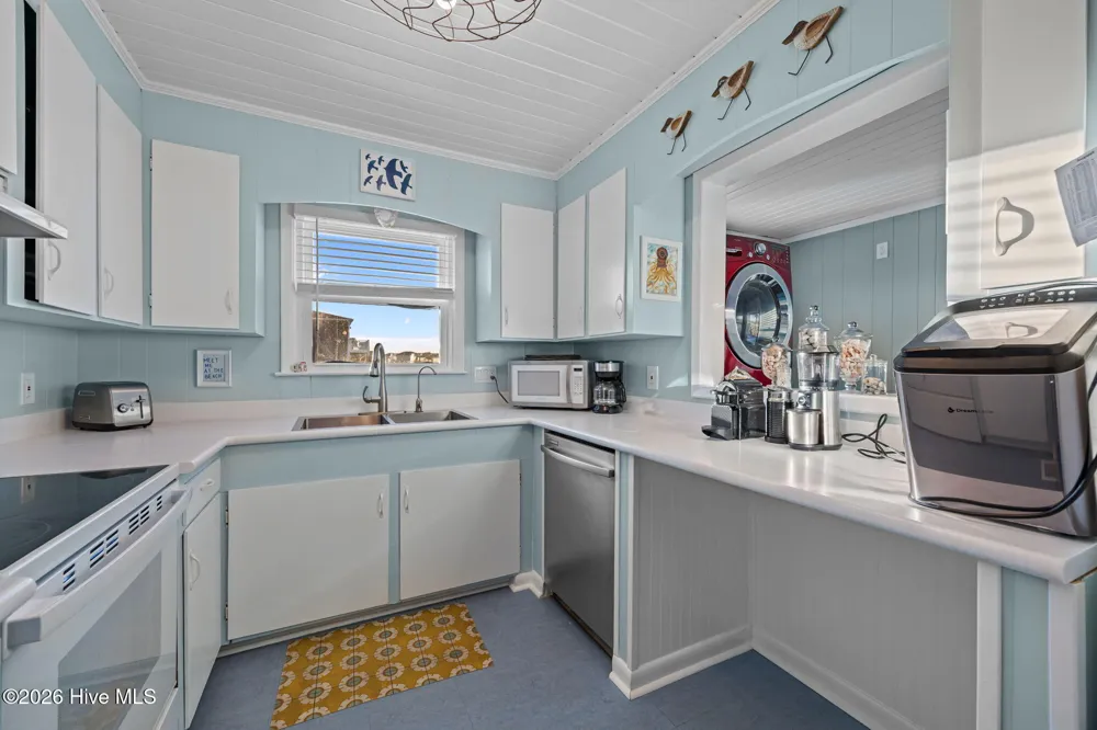 170 Ocean Boulevard W Holden Beach, NC 28462