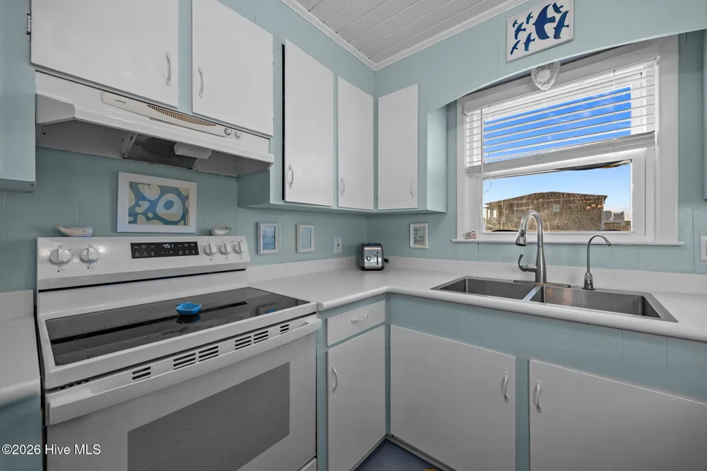 170 Ocean Boulevard W Holden Beach, NC 28462