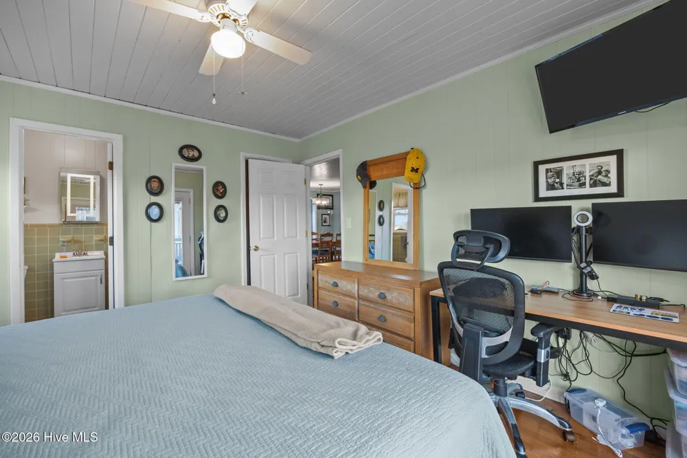 170 Ocean Boulevard W Holden Beach, NC 28462