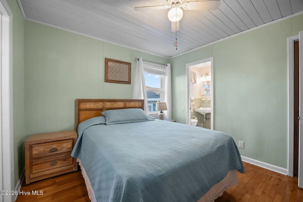 170 Ocean Boulevard W Holden Beach, NC 28462