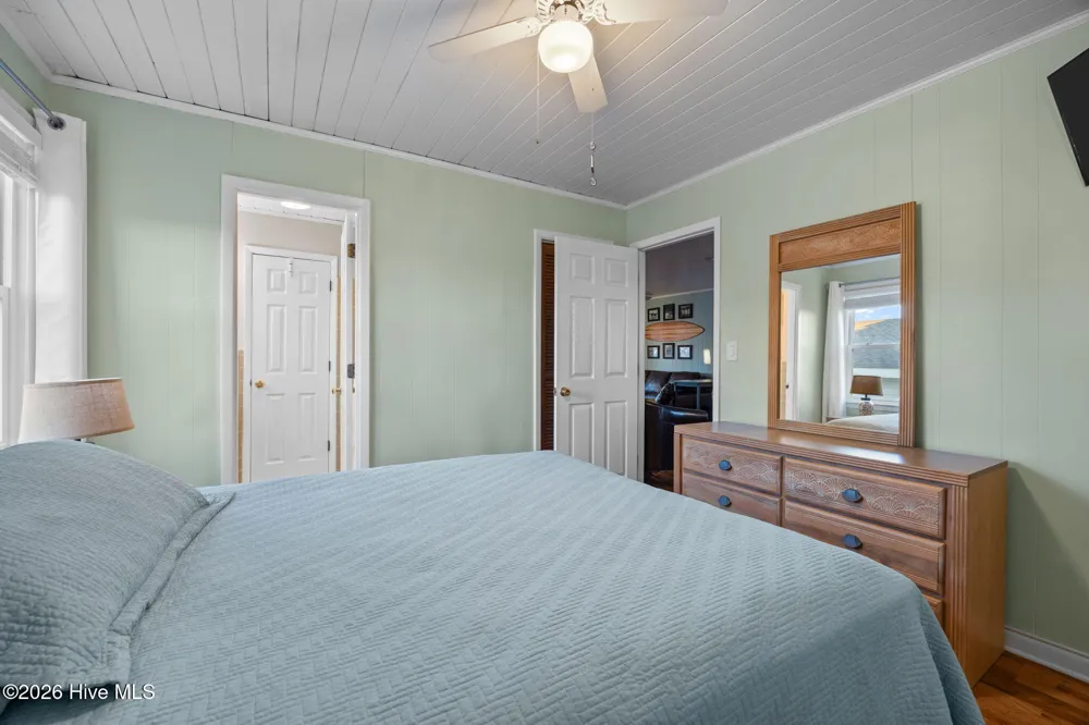 170 Ocean Boulevard W Holden Beach, NC 28462