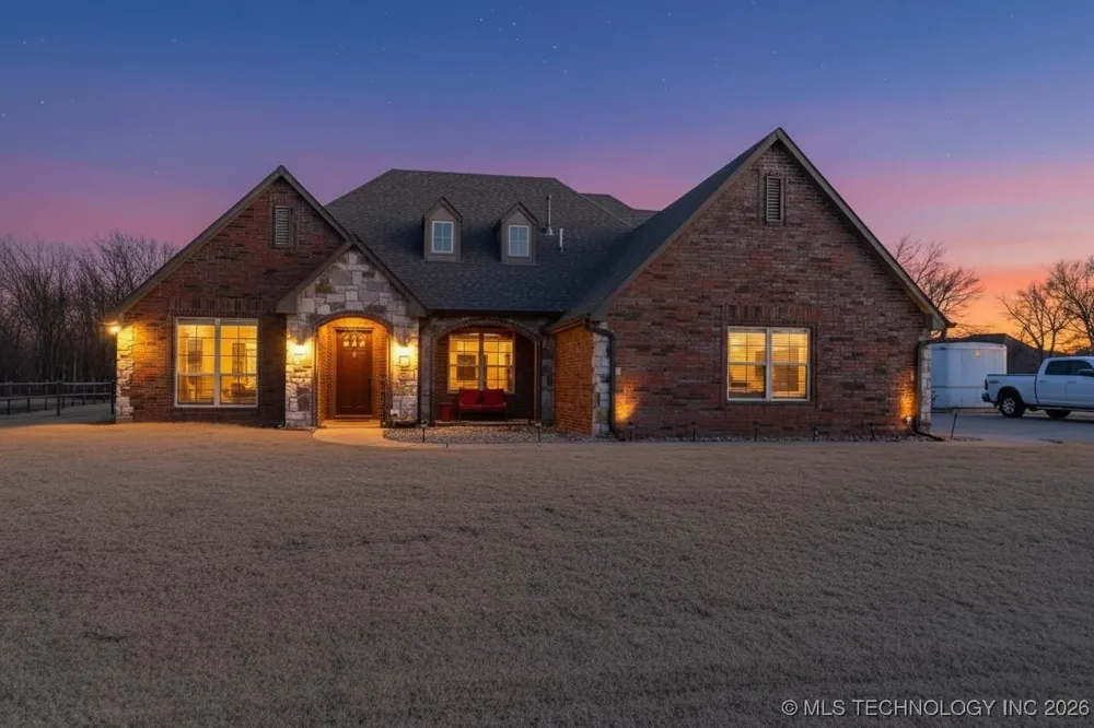 8221 154th EastAvenue