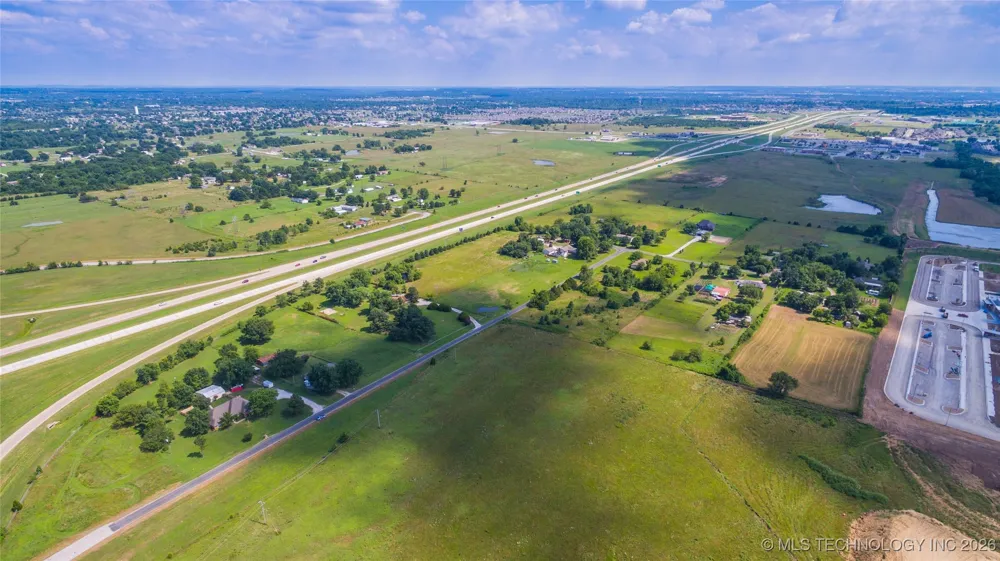 13420 E 122nd Street Collinsville, OK 74021