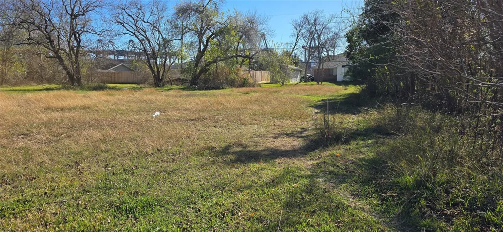 Baywood Avenue Shoreacres, TX 77571