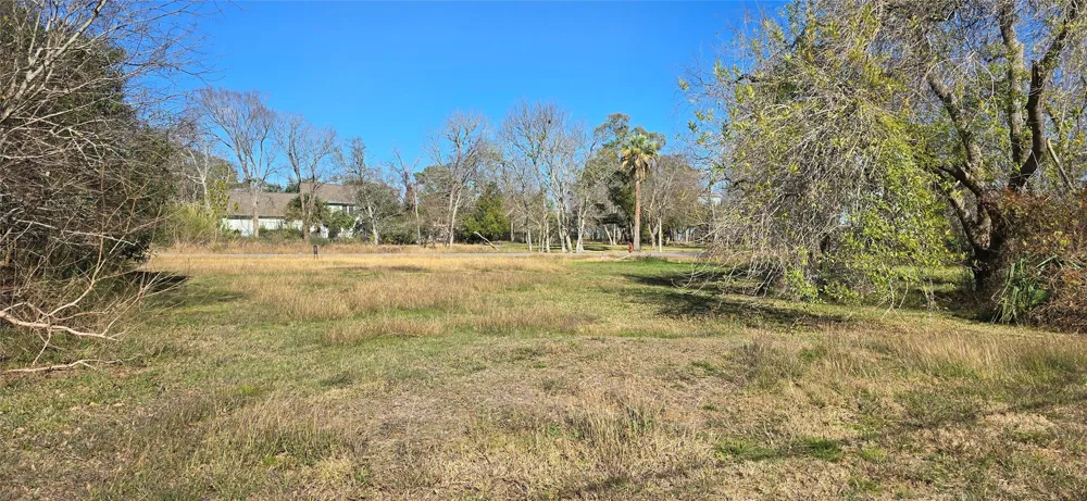 Baywood Avenue Shoreacres, TX 77571