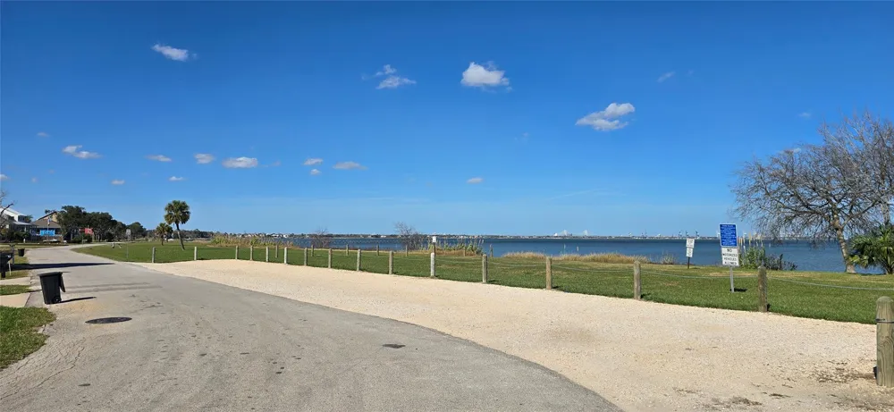 Baywood Avenue Shoreacres, TX 77571