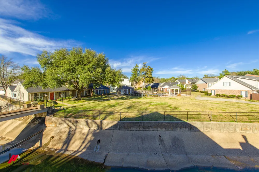 65 Tealwood Street Shreveport, LA 71104