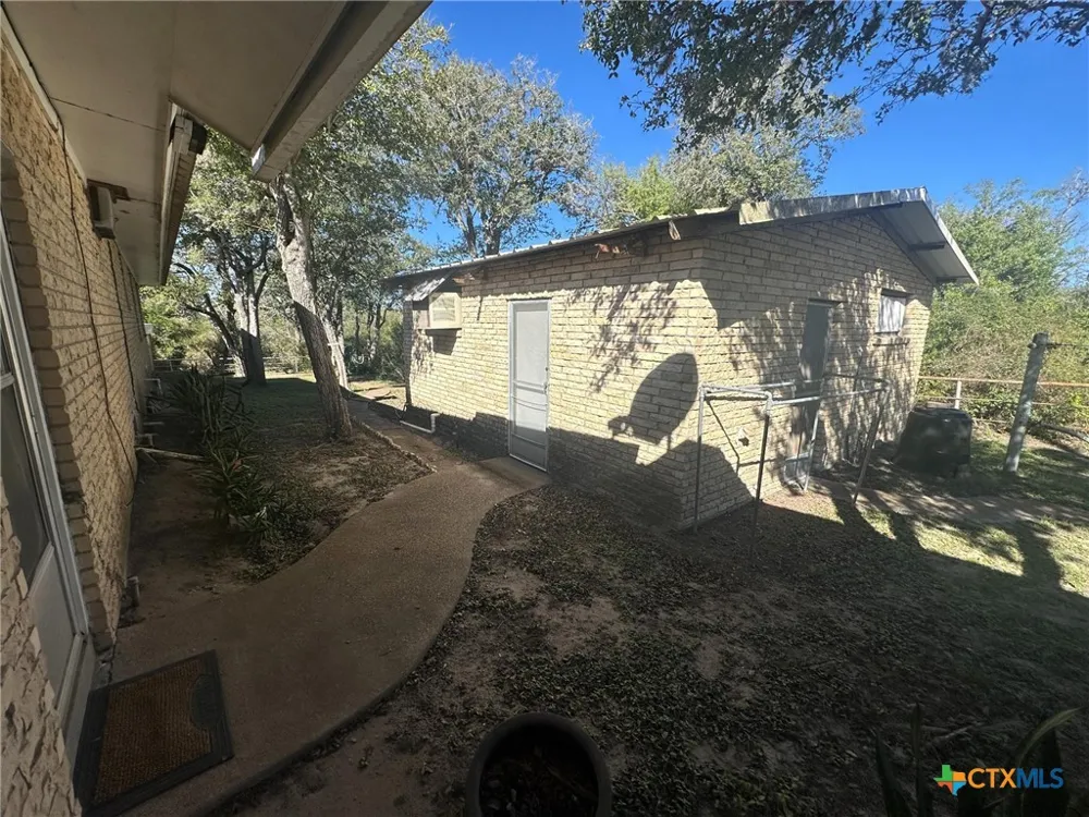 137 Fm 774 Refugio, TX 78377